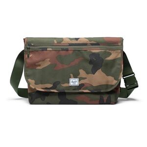 Herschel supply co. - messanger bag - camo - NWT*